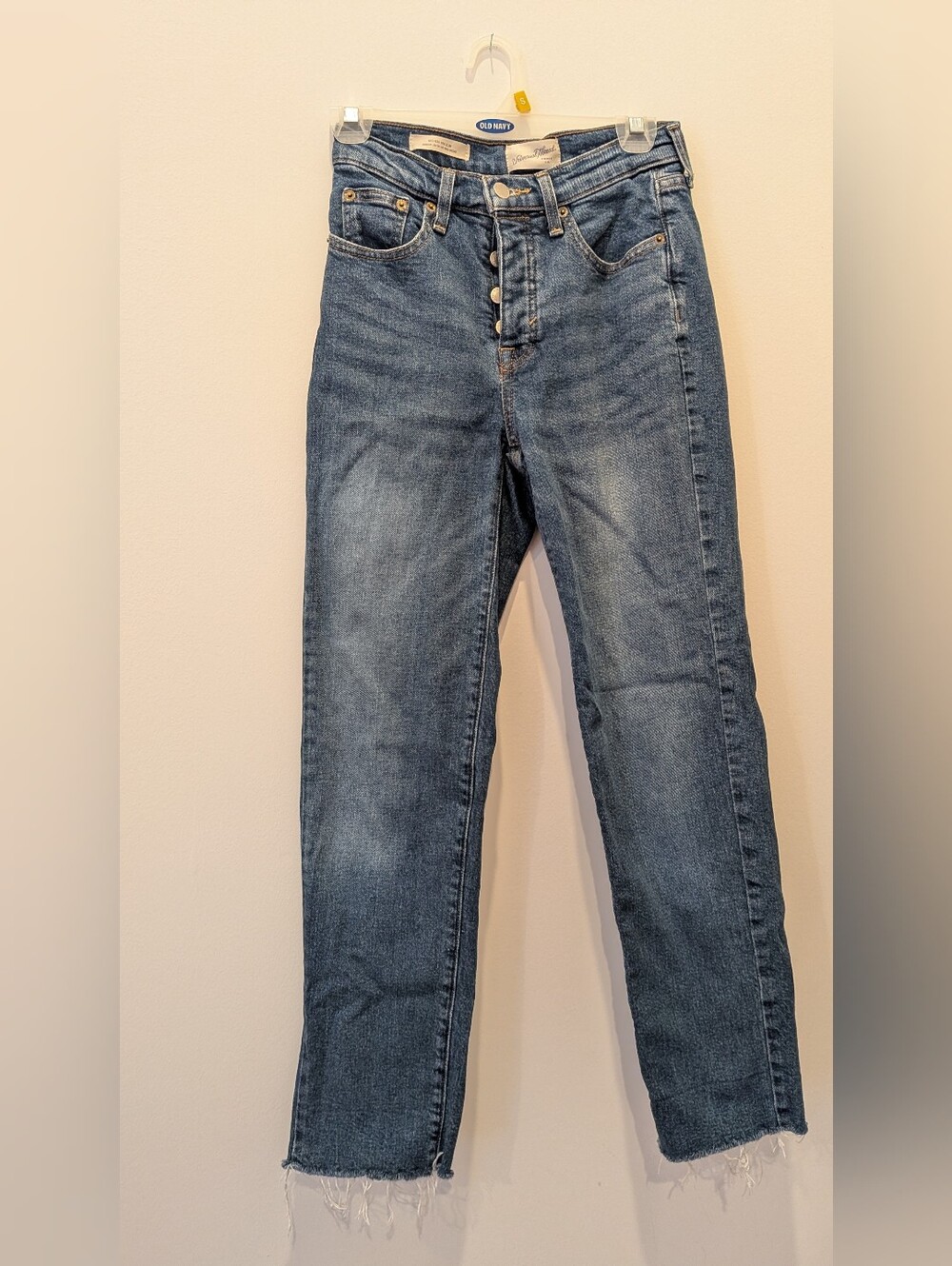 Universal Thread Women's Straight-Leg Blue Jeans. Sz 4